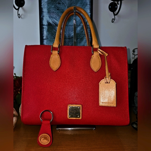 Dooney & Bourke Handbags - Dooney and Bourke Janine Satchel  Saffiano Leather plus Keychain. EUC